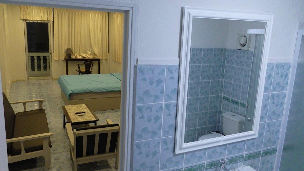Seaview Hotel Bãi biển Jomtien Ngoại thất bức ảnh